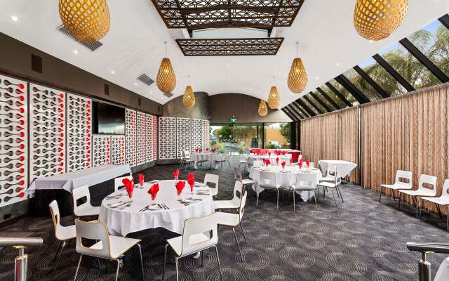 Quality Hotel Taylors Lakes