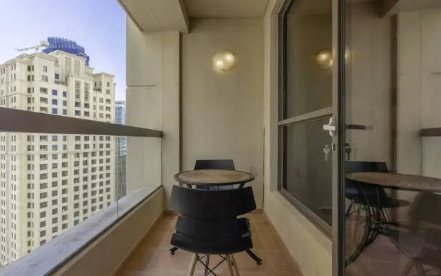 Exquisite 3BR Apt for 6 Guests in Dubai Marina!