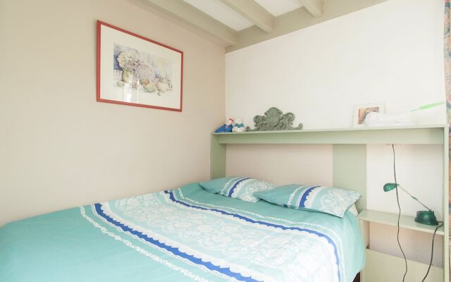 Graceful Holiday Home in Schoorl with Fenced Garden