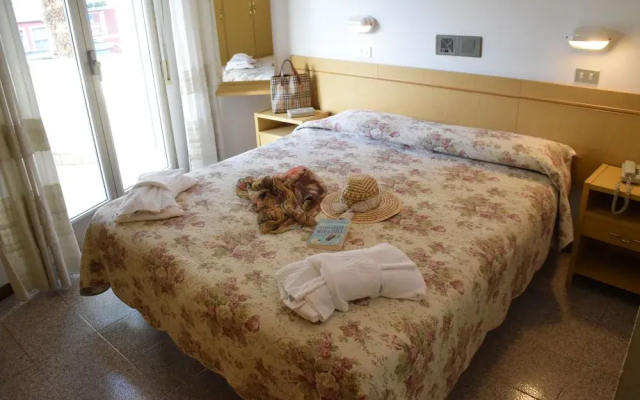 Hotel Columbia Frontemare