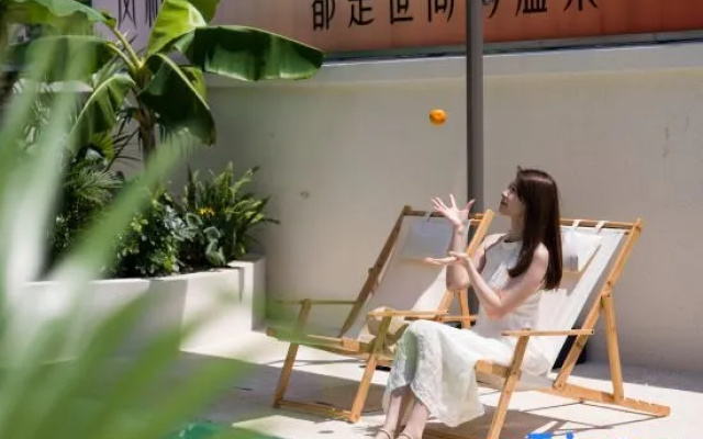 Banyishan Utopia · Jelly Swimming Pool · Wentang Designer Boutique Stay – People – Huzhou