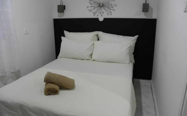 Avigail Guest House