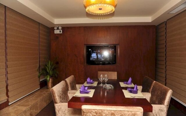 Western Coast Garden Hotel