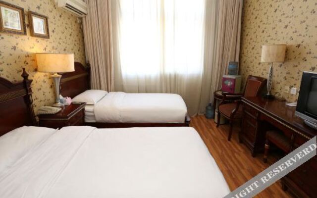 Tianjin Xiangjiang Holiday Hotel