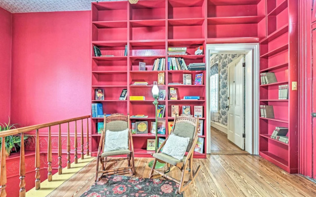 The Lilly House: Historic Glen Rose Home w/ Porch!