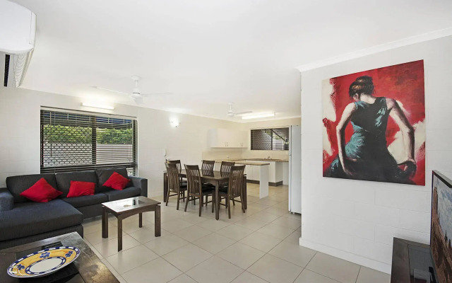 Townsville Holiday Apartments