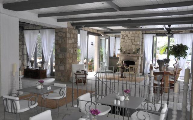 Ala Otel Alacati