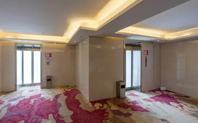 A Family Fashion Hotel (Urumqi Xuzigou Branch)