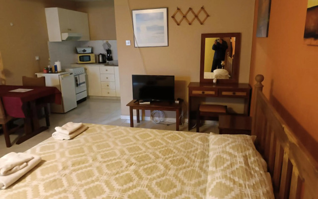 Rantzo Holiday Apartments