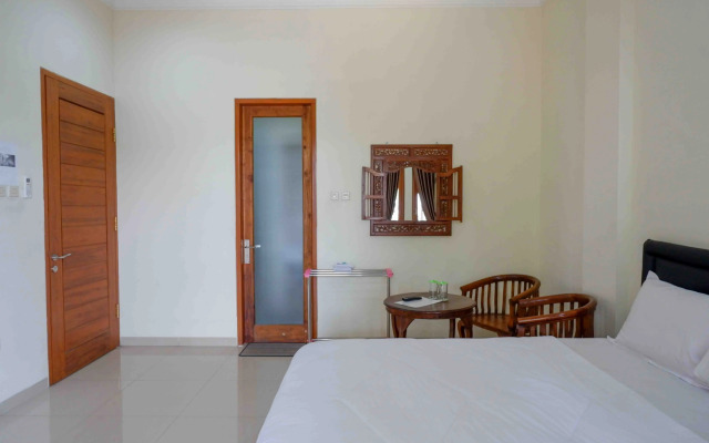 Ratmono House Syariah Yogya RedPartner