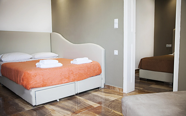Zeus Hotel