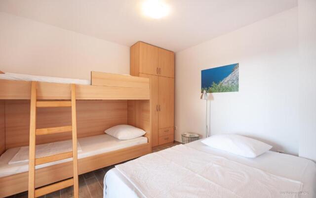 Ultima Apartments