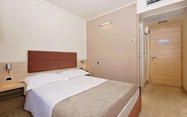 Hotel Mediteran Plava Laguna