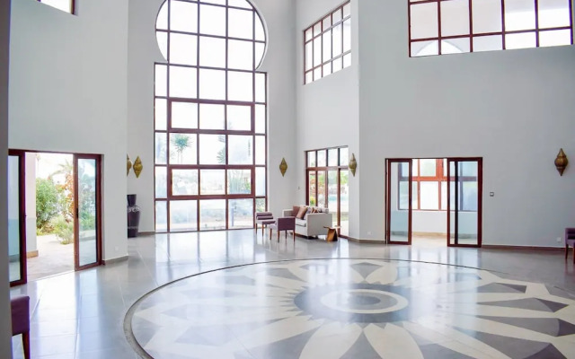 Royal Shaza Suites