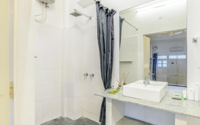 Itsy Hotels Red Lotus Heritage, Promenade Beach