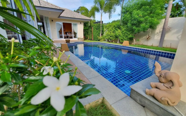 Lipa Talay Hok