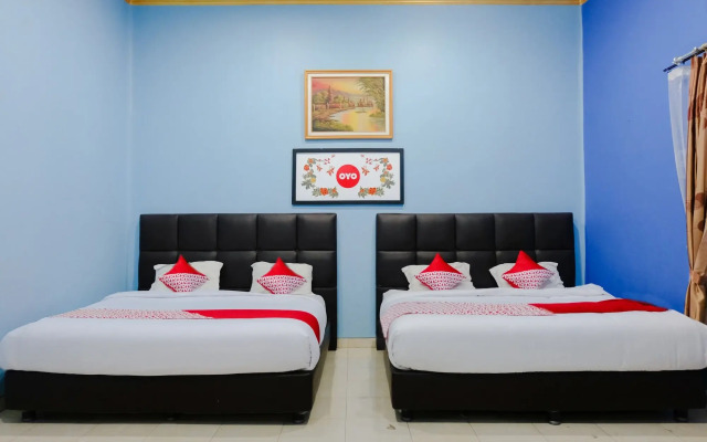 OYO 778 Guest House Amalia Malang