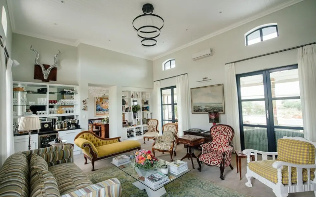 Vineyard Views Country House