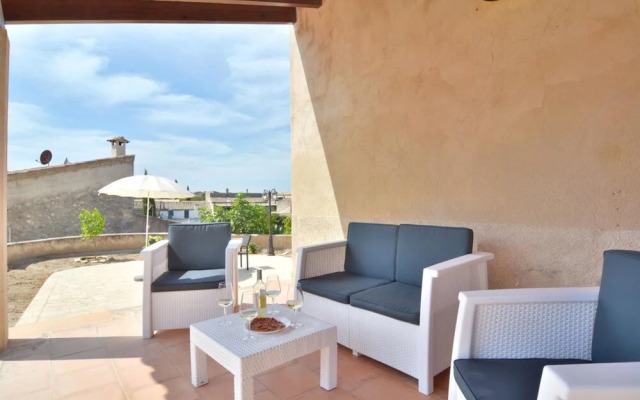 Sineu Mallorcan Renovated Holiday House