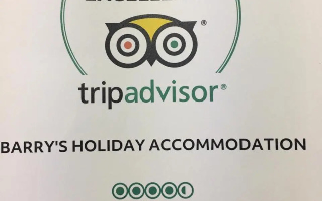 Pole Pole holiday home