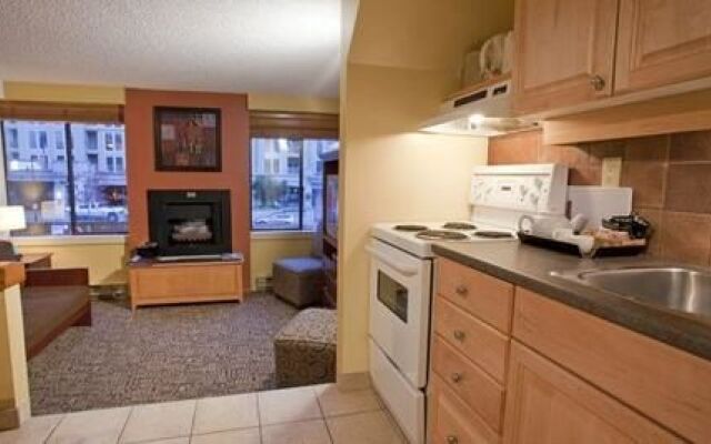 Executive - The Inn at Whistler Village