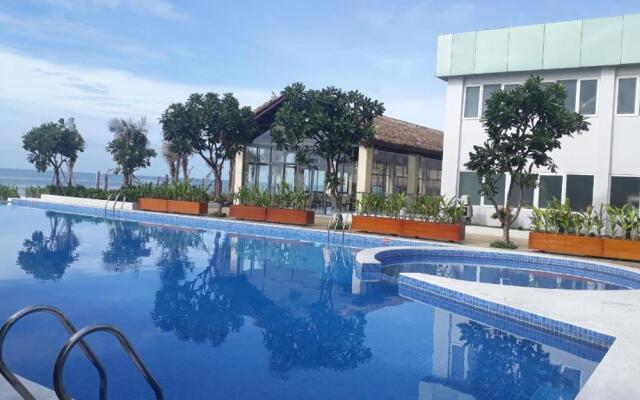 ARIA RESORT-FREE SWIMMING POOL, Relax by sea Hồ bơi miên phí và bãi tắm riêng, 40m ra biển