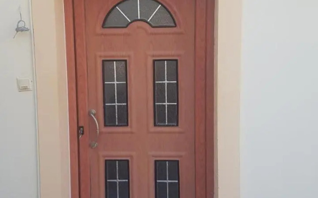 Rena's House