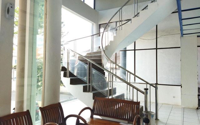 Hotel Kencana Jaya