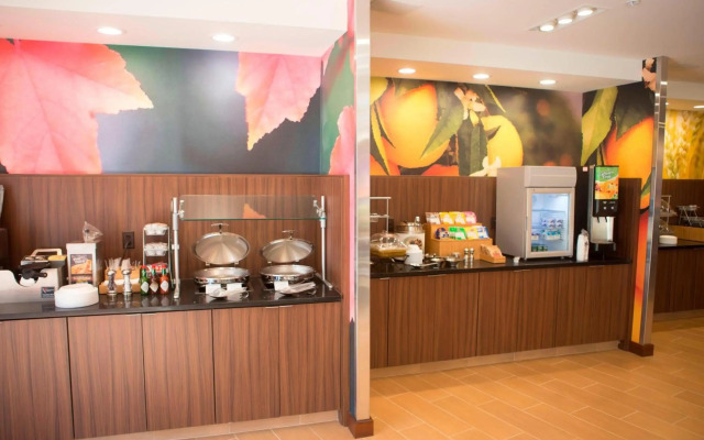 Fairfield Inn & Suites Cambridge
