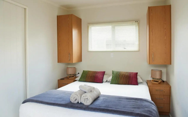 Orewa Kiwi Cabins