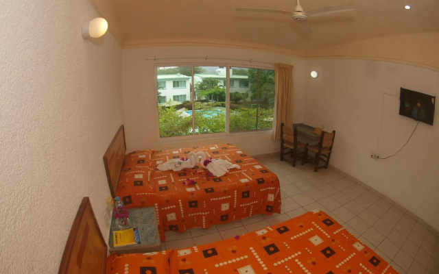 Hotel Parotas Manzanillo