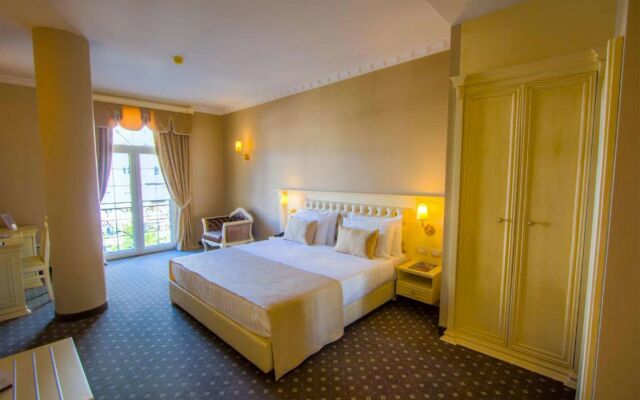 Lot Boutique Hotel