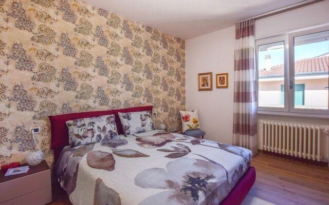 Beautiful Apartment in Abano Terme With Wifi and 2 Bedrooms