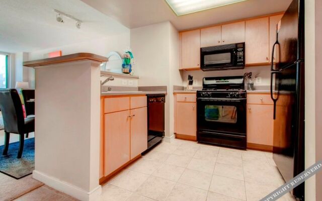 Global Luxury Suites at Spring Hill