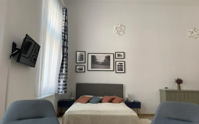 Charming Central Apartments