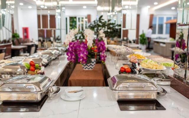 Rum Vang II Hotel