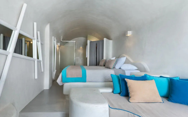 Allure Breeze Suites