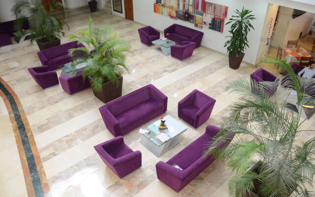 Hotel Atrium Plaza
