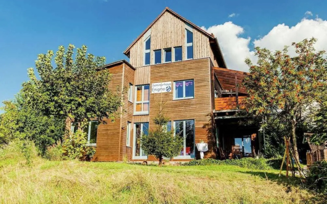 Villa mit Sauna und Garten