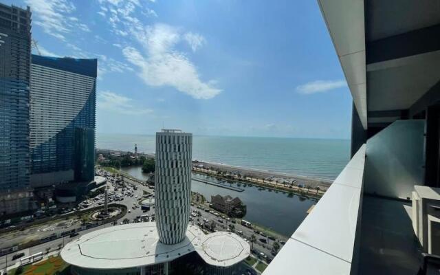 Leo Group Luxury Apartment 1834 Alliance Palace