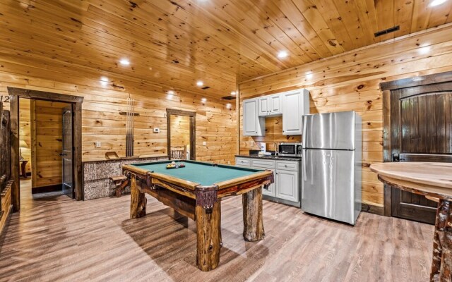 The Majestic Pine Retreat 13 Bedroom Home by Redawning