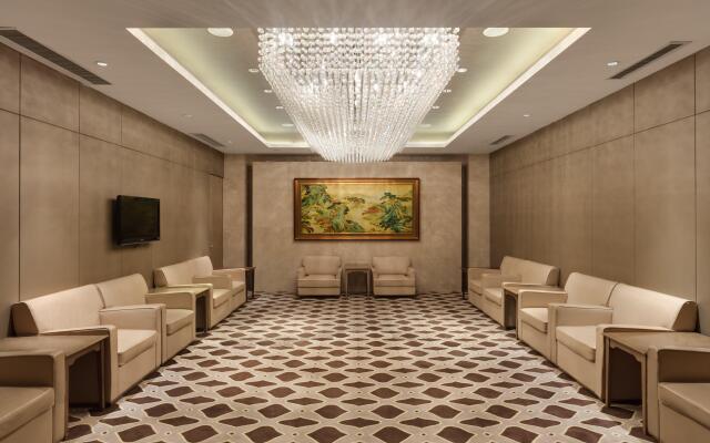 Crowne Plaza Xuzhou Dalong Lake by IHG
