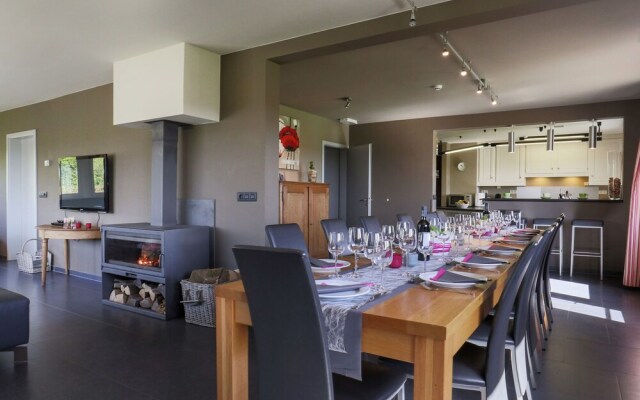 Splendid Holiday Home in Nadrin With Infrared Sauna & Heated Pool