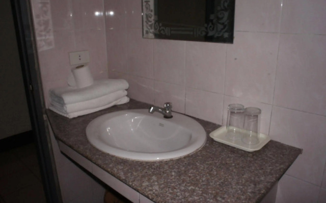 Sisavath Hotel