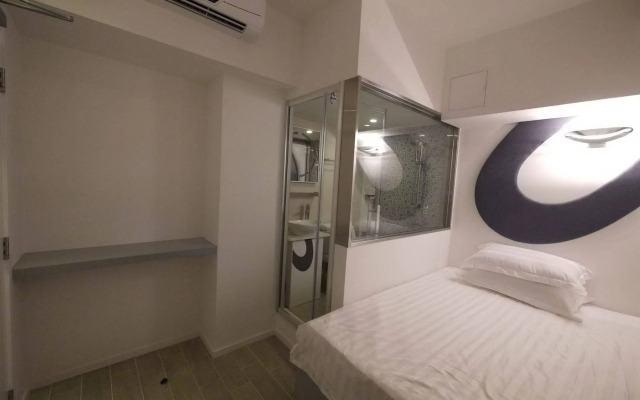 Panda's Hostel - Elegant