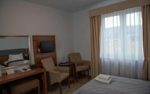 Hotel Krzywaczka  