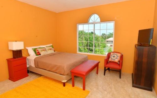 Takuma Boutique Hotel Rooms & Suites Jamaica