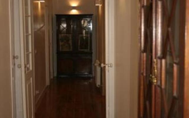 Lisbon Inn Lapa Suites