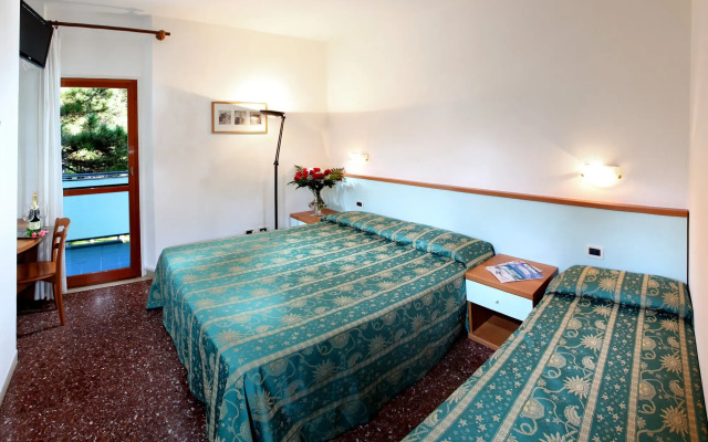 Hotel Mediterraneo