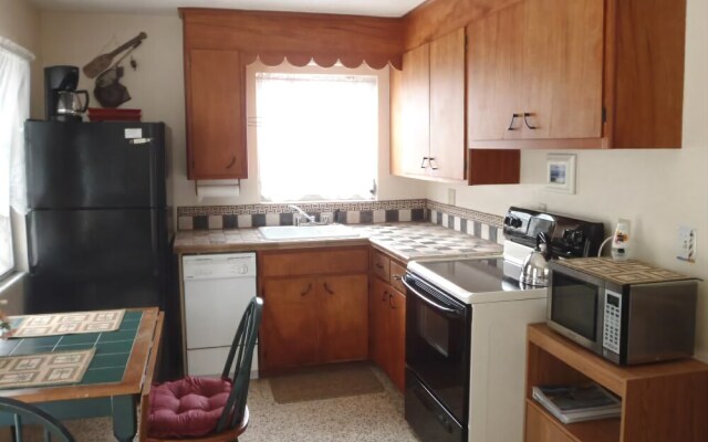 Englewood Lighthouse Resort